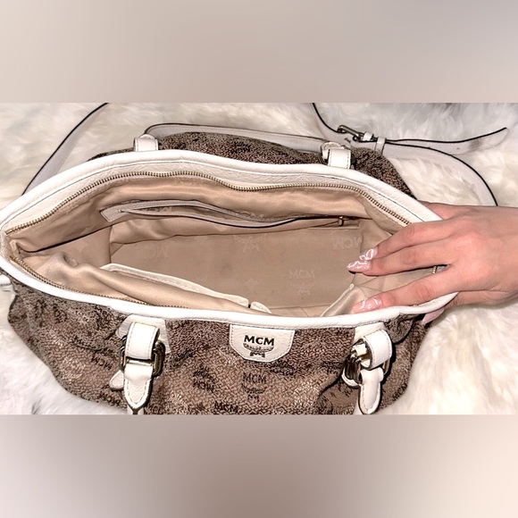 🔥Vintage MCM Brown Canvas Crossbody - Picture 14 of 16